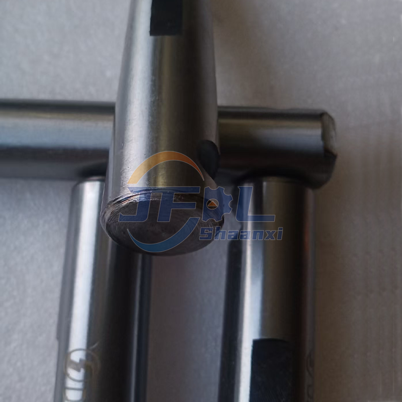 DZ9100520065 Shacman Truck Parts X3000 Blattfederstift hinten