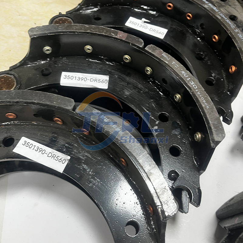 Venta directa de f&aacute;brica, pieza de cami&oacute;n 3501350-DR560 3501360-DR560 3501390-DR560, conjunto de placa de fricci&oacute;n de correa de herradura para FAW Jiefang