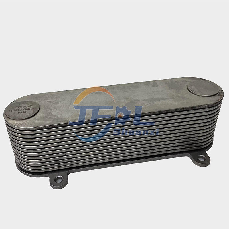 Weichai WP12 WP13 قطع غيار المحرك مبرد الزيت 612700010021 لـ Weichai WP12 WP13 HOWO SHACMAN X3000 قطع غيار الشاحنات
